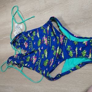 One piece backless bathing suit